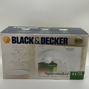 New in Open Box Black & Decker White Spacemaker EC75 Under Cabinet Can Opener
